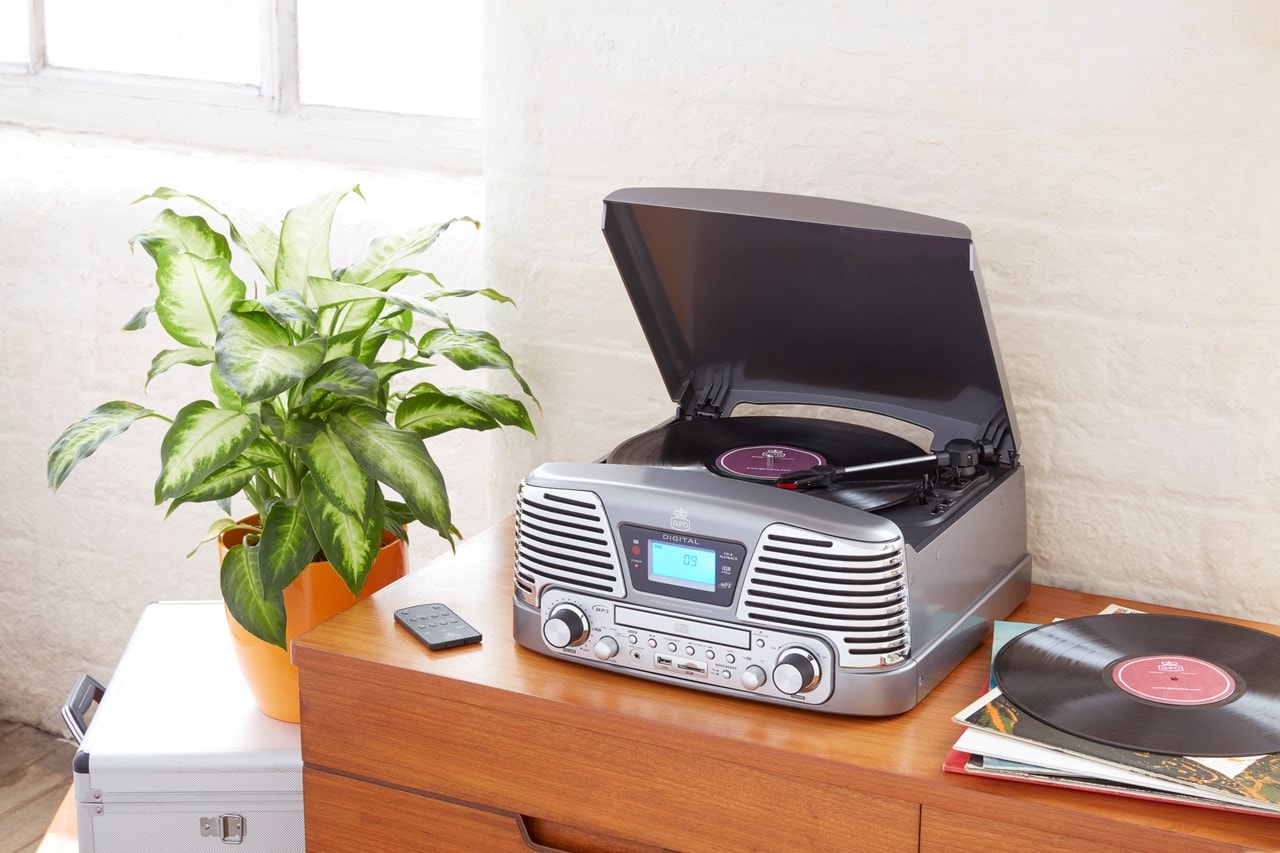 GPO Memphis Turntable 4 in 1 Silver Radio, CD & Vinyl Record Player