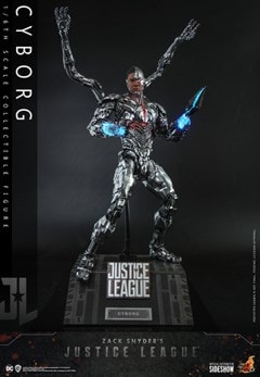 1:6 Cyborg: Zack Snyder's Justice League Hot Toys Figure - 3