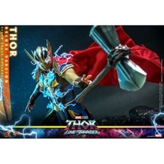 1:6 Thor: Love & Thunder Deluxe Hot Toys Figure - 5