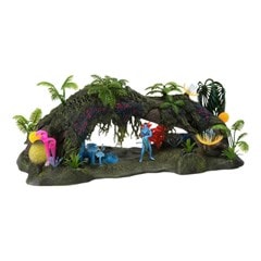 Omatikaya Rainforest With Jake Sully Avatar Figurine - 2
