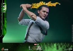 1:6 Loki Marvel Hot Toys Figure - 6