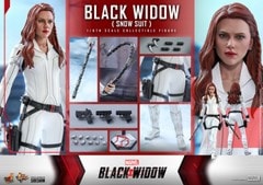 1:6 Snow Suit Black Widow Hot Toys Figure - 7