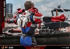 1:6 Tony Stark - Mark V Suit Up Version: Iron Man 2 Hot Toys Figure - 5
