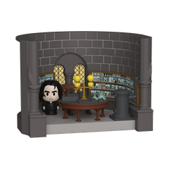 Potion Class Professor Snape: Harry Potter Anniversary Funko Diorama - 1