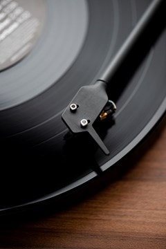 Pro-Ject E1 White Turntable - 4