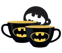 Batman: Symbol Cappuccino Mug & Stencil - 1
