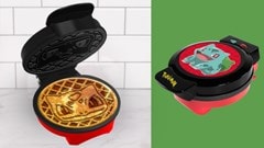 Pokémon Bulbasaur Waffle Maker Uncanny Brands - 2