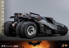 1:6 Batmobile: Dark Knight Trilogy Hot Toys Figure - 6