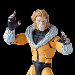 Sabretooth X-Men Hasbro Marvel Legends Action Figure - 4