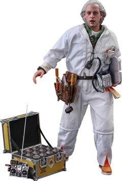 1:6 Doc Brown Deluxe: Back To The Future Hot Toys Figure - 1