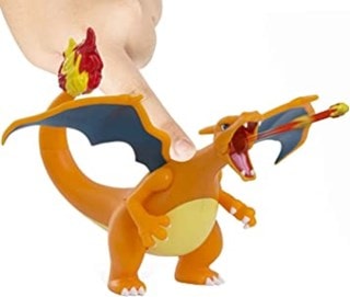 Charizard Pokémon Figurine