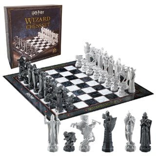 Wizards: Harry Potter Noble Collection Chess Set