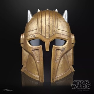 The Armorer Mandalorian Star Wars Black Series Hasbro Electronic Helmet