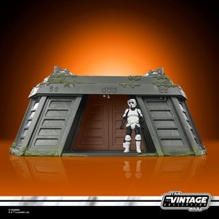 Endor Bunker Star Wars The Vintage Collection Return of the Jedi Collectible Playset & Action Figure