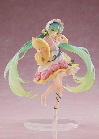 Sleeping Beauty Hatsune Miku Wonderland Taito Figurine