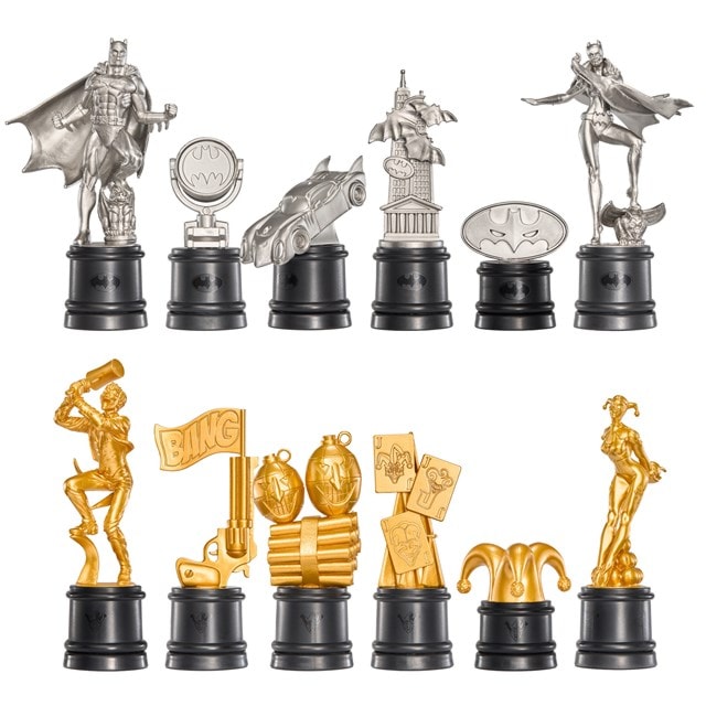 Batman vs The Joker Chess Set - 2