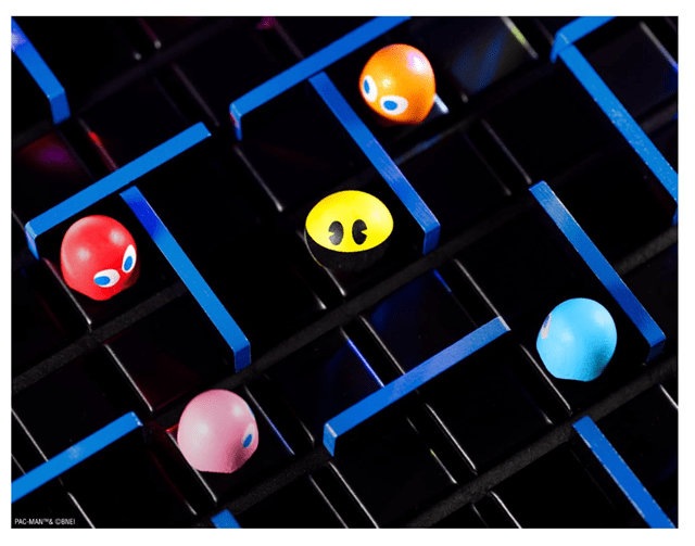 Quoridor Pac-Man Wooden Board Game - 3