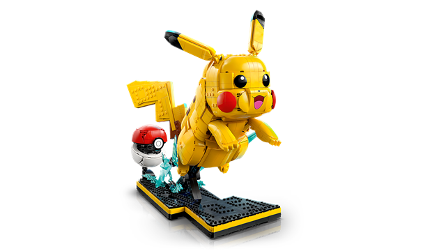 Pikachu and Poke Ball Pokemon LEGO - 2