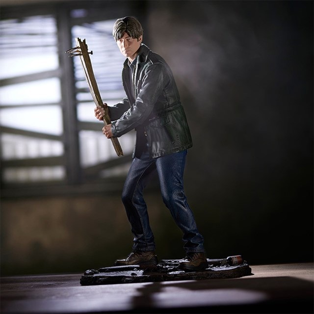 James Sunderland Silent Hill Statue - 2
