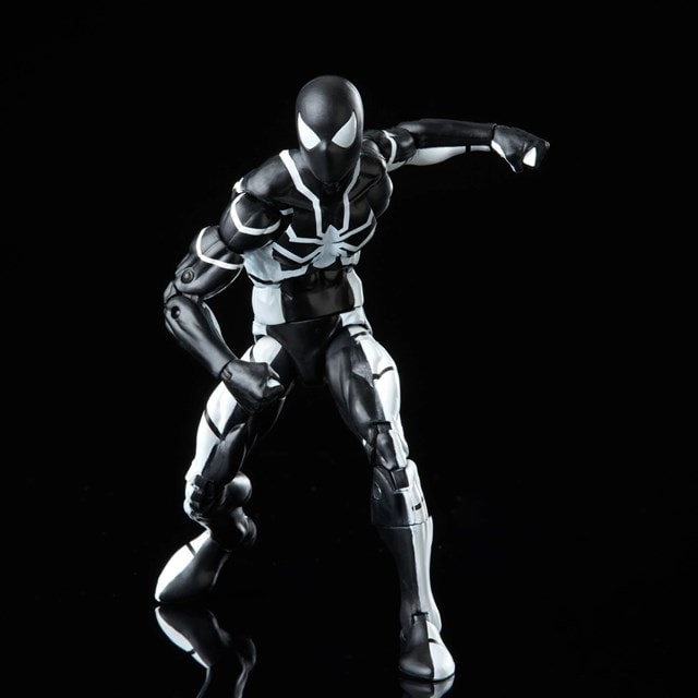 Future Foundation Spider-Man Stealth Suit Hasbro Marvel Legends Series Action Figure - 2