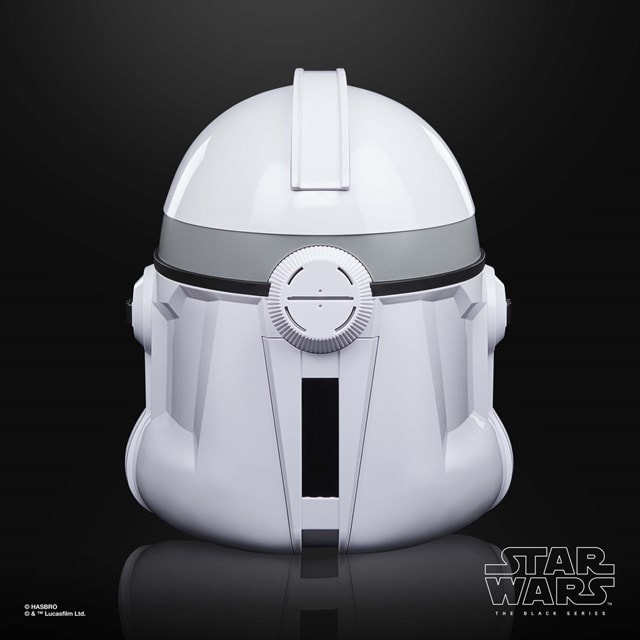 Phase II Clone Trooper Hasbro Star Wars: The Clone Wars The Black Series Premium Electronic Helmet - 6