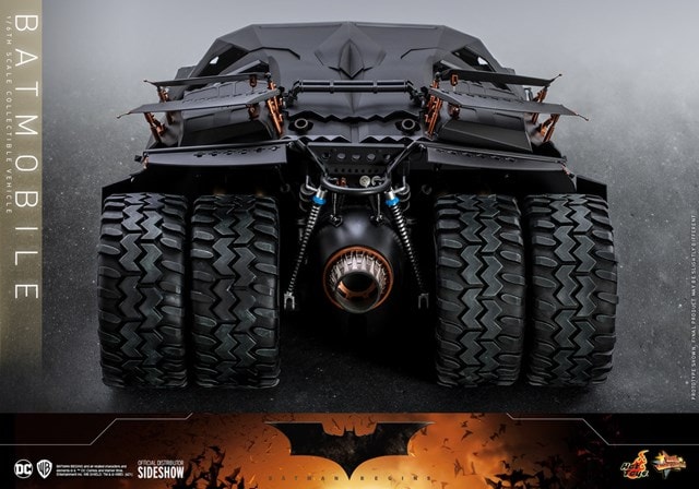 1:6 Batmobile: Dark Knight Trilogy Hot Toys Figure - 3