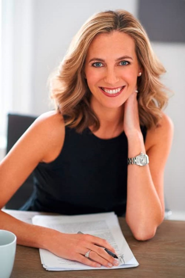 Revenge Wears Prada: The Devil Returns Paperback By Lauren Weisberger - 3