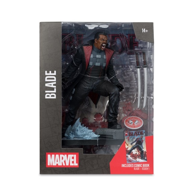 Black Panther Or Blade Marvel McFarlane Page Punchers Figurine With Comic - 6