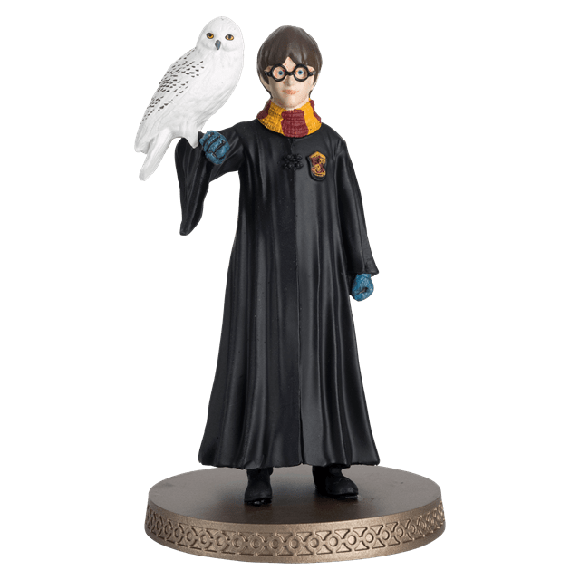 Harry Potter and Hedwig Year 1 Figurine: Hero Collector - 1