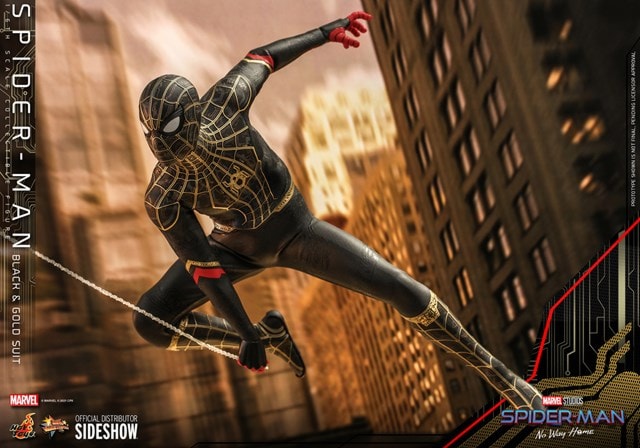 1:6 Spider-Man Black & Gold Suit: Spider-Man: No Way Home Hot Toys Figure - 6