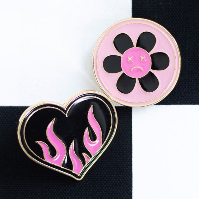Burning Heart And Sad Flower Pin Badge Set - 4