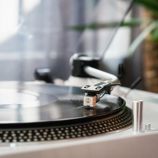 Lenco L-3810WH White Direct Drive Turntable - 8