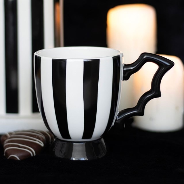 Striped Bat Wing Tea Cup - 4