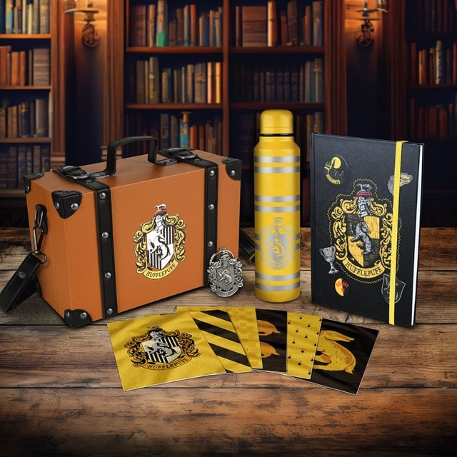 Colourful Crest Hufflepuff Harry Potter Premium Gift Set - 4