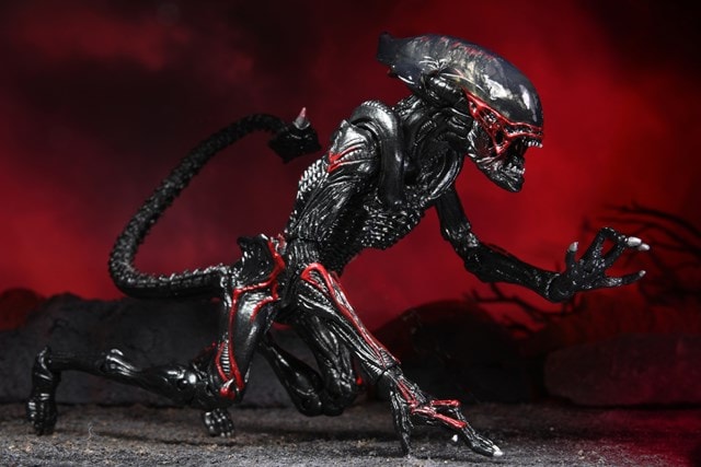 Ultimate Kenner Tribute Nightcougar Alien: Aliens Neca 7" Scale Action Figure - 11