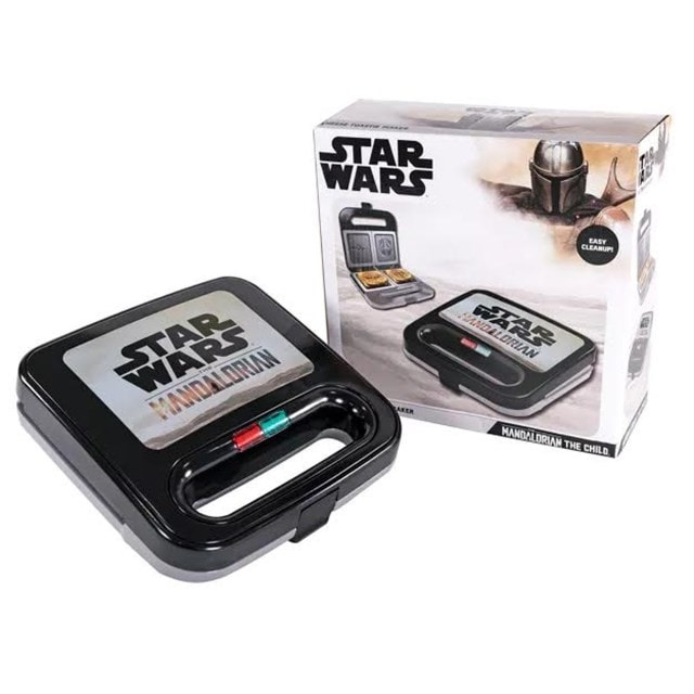 Mandalorian Star Wars Grilled Cheese Maker Uncanny Brands - 1