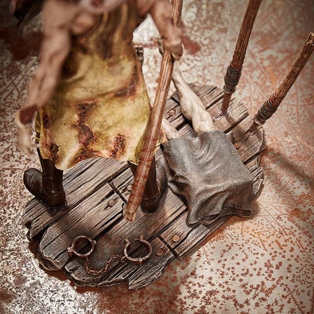 Red Pyramid Thing Silent Hill Statue - 7