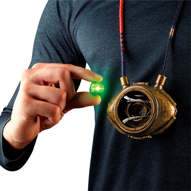 Hasbro Marvel Legends Doctor Strange Eye of Agamotto Replica - 6
