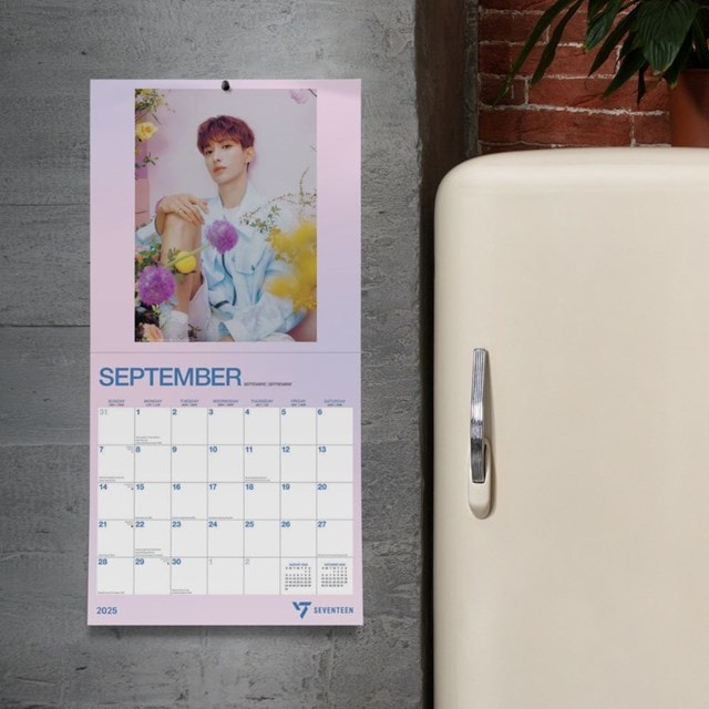 Seventeen 2025 Square Calendar - 6