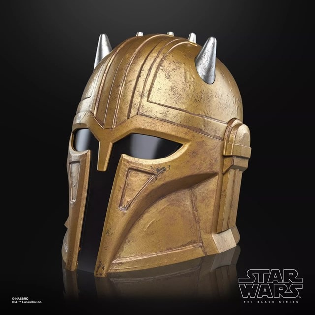 The Armorer Mandalorian Star Wars Black Series Hasbro Electronic Helmet - 3