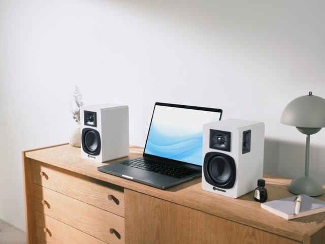 Audio Technica AT-SP3X White Bluetooth Bookshelf Speakers - 6