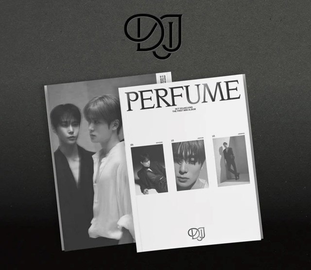 Perfume (Photobook Ver.) - 1