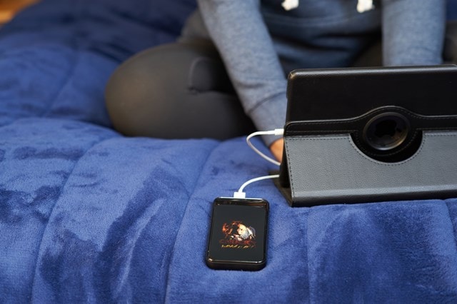 Lazerbuilt Chucky Light-Up 10000Mah Power Bank - 5