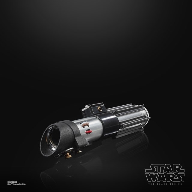 Darth Vader Hasbro Star Wars The Black Series Force FX Elite Lightsaber - 3