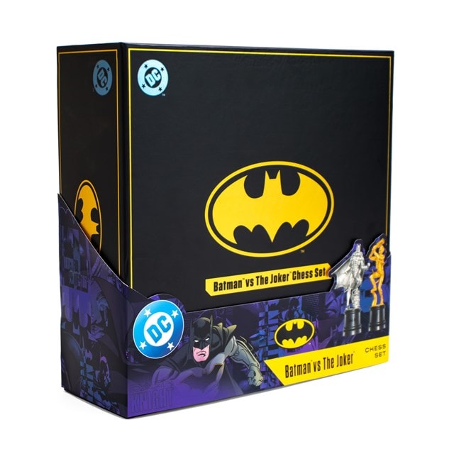 Batman vs The Joker Chess Set - 3