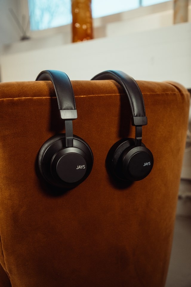 Jays q-Seven Combo Black Noise Cancelling Bluetooth Headphones - 11