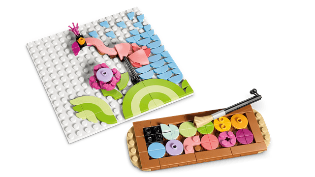 Floral Art Decor Painting LEGO Creator 3-in-1 - 10