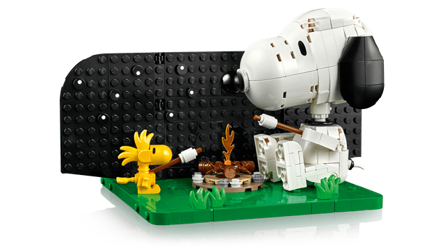 Snoopy's Doghouse Peanuts LEGO - 6