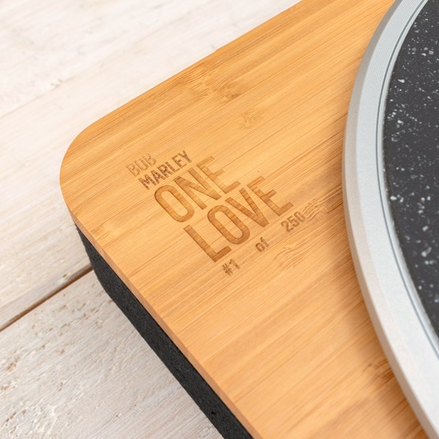 House Of Marley Stir It Up Wireless One Love Limited Edition Turntable - 2