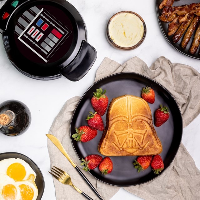 Darth Vader: Star Wars Waffle Maker - 5